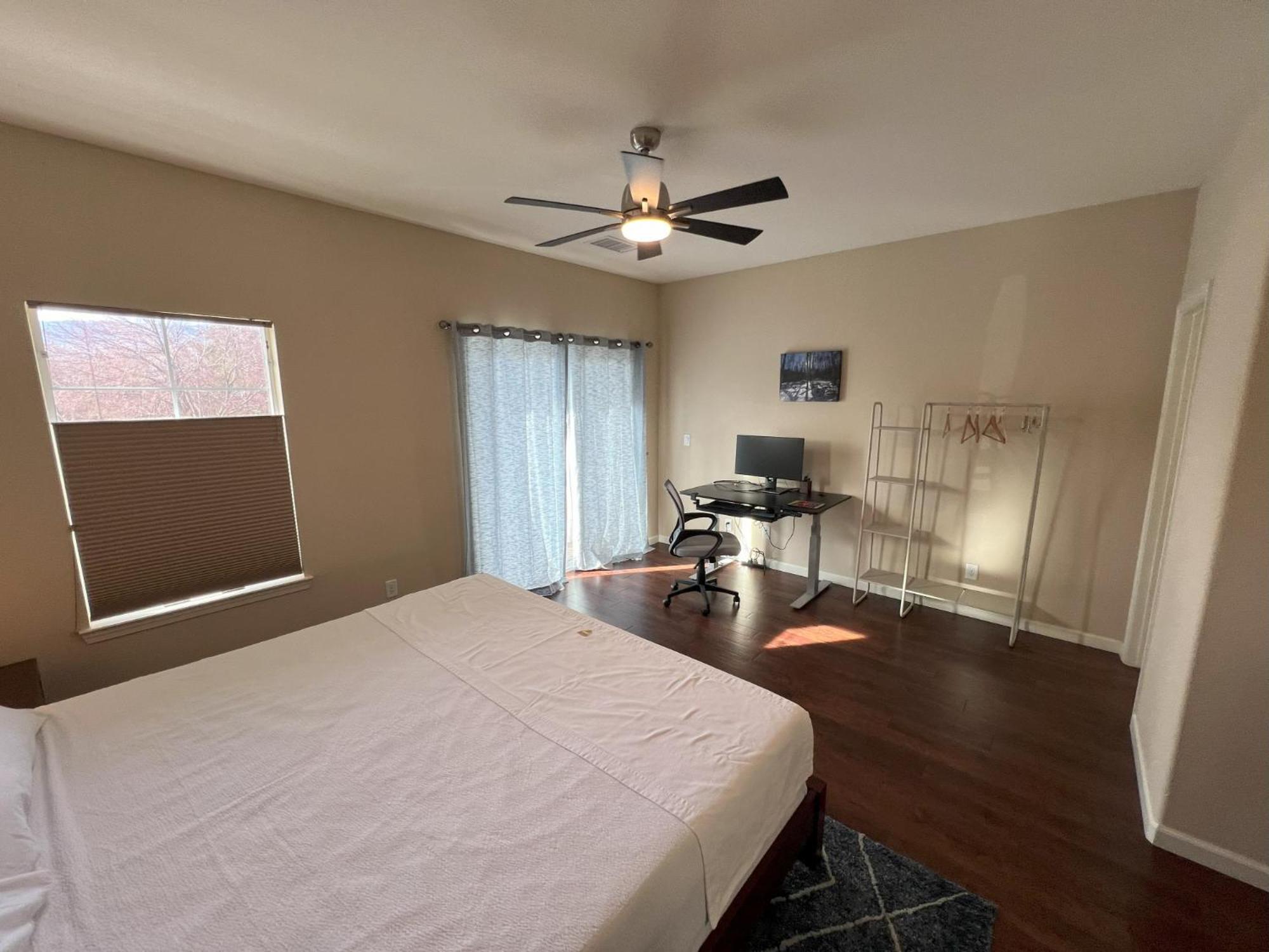 Lakeview - 3bed 3bth Chic Reno