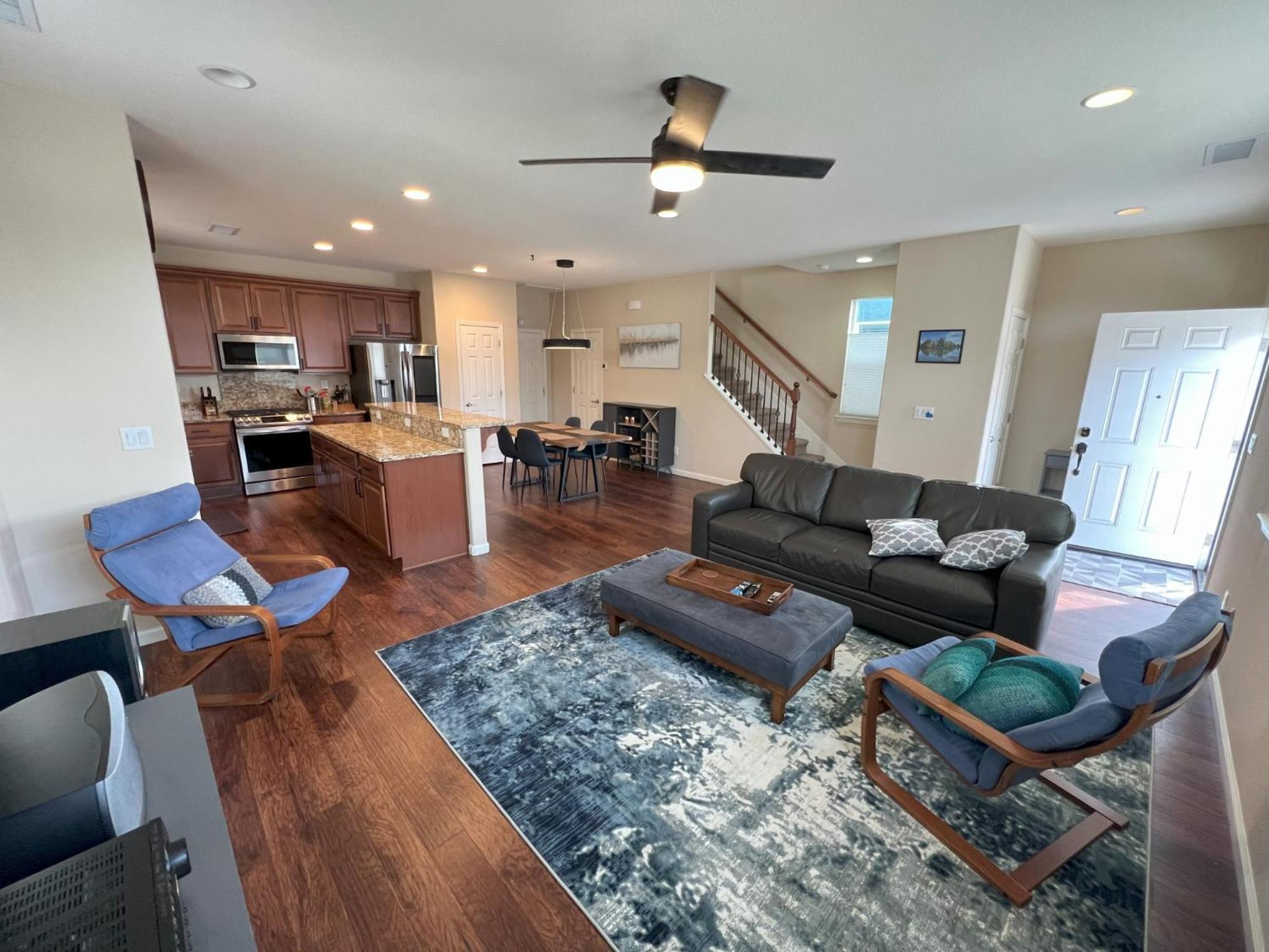 Holiday home Lakeview - 3bed 3bth Chic