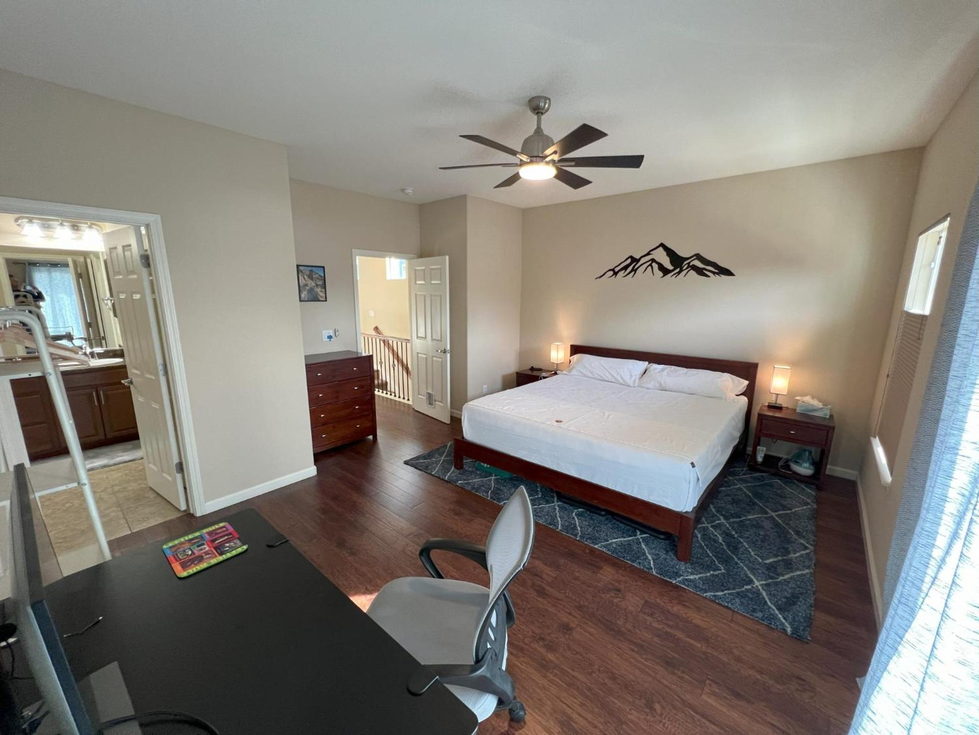 Lakeview - 3bed 3bth Chic * Reno