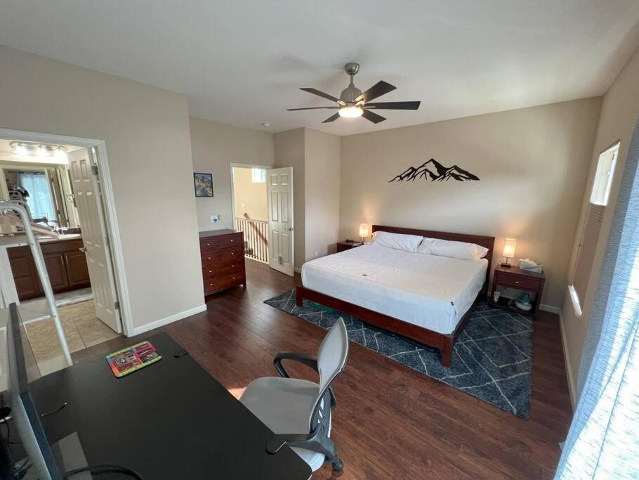 Lakeview - 3bed 3bth Chic Holiday home Reno